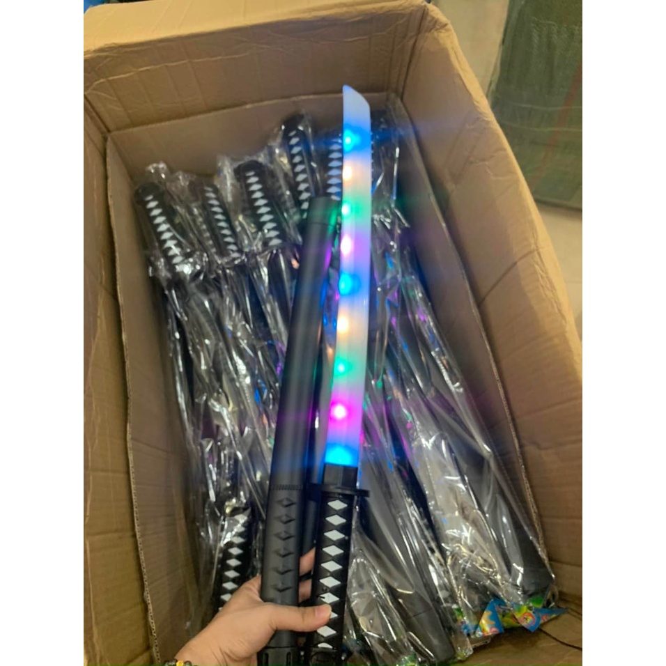 Đồ chơi kiếm phát sáng katana có đèn led, âm thanh sống động, phát sáng 5 mắt có nhạc đồ chơi trung thu