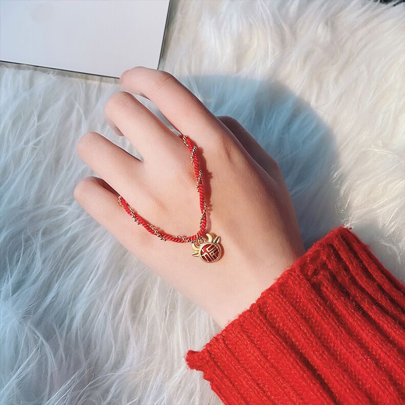 Simple hand-woven red rope 18K gold titanium steel bracelet