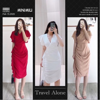 ĐẦM DỰ TIỆC CỔ V TAY CÁNH TIÊN NHÚN BÈO 1 BÊN MÀU ĐỎ, DA, TRẮNG