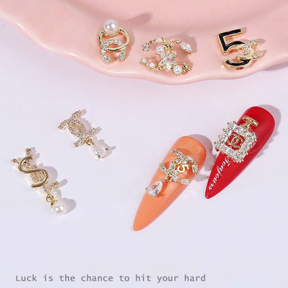 [Hàng mới về] Phụ kiện đính móng tay 3D trang trí nghệ thuật tự làm lấp lánh sang trọng