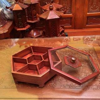 Khay đựng mứt tết bằng gỗ nắp kính