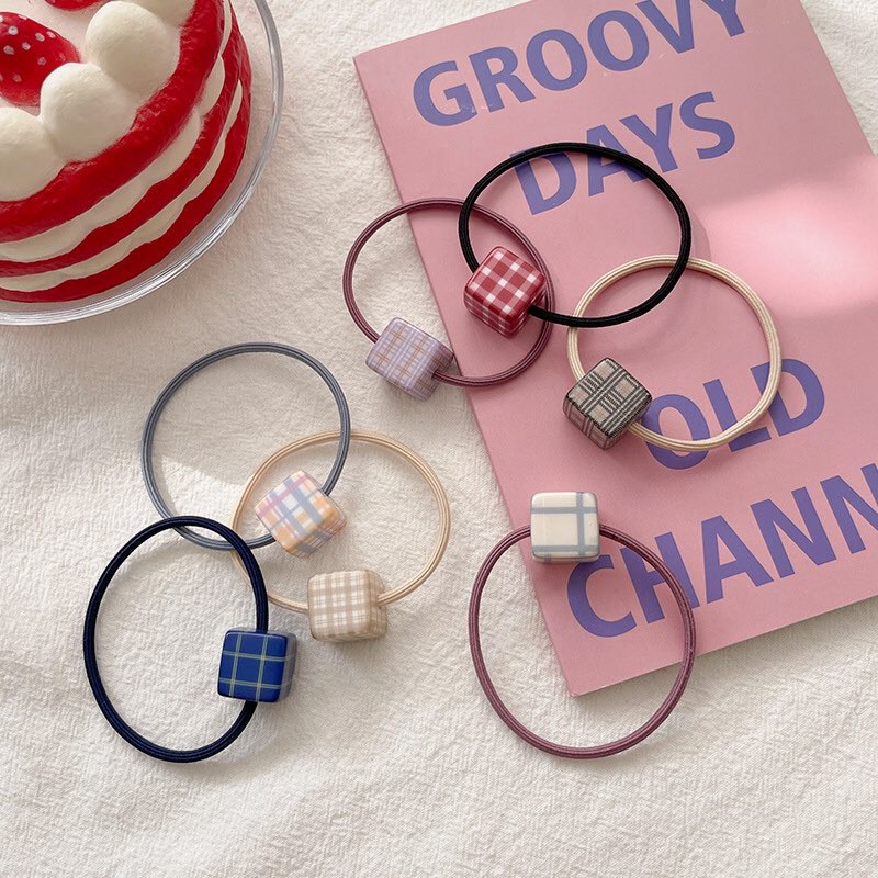 Cột tóc thun hình vuông caro Mua Tất (muatatshop)