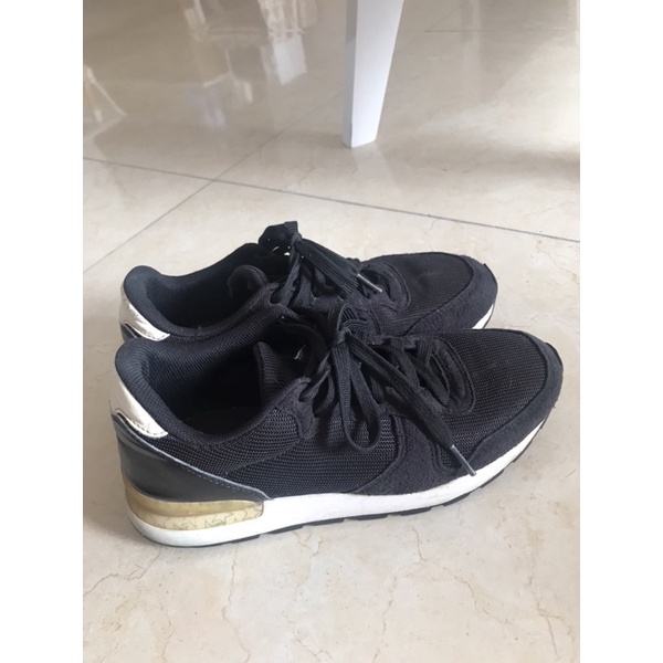 pass giày size 38 mua tại store 900=>200k