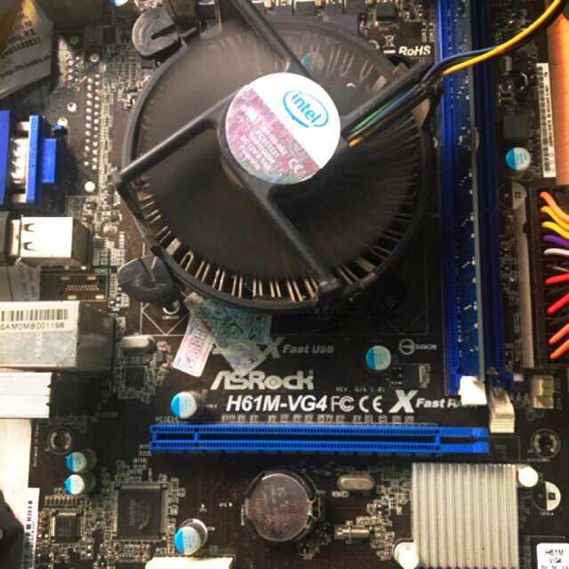 Thanh ly Combo main h61 + cpu i5 3470 + 2 ram dd3 mỗi thanh 4gb giá bèo