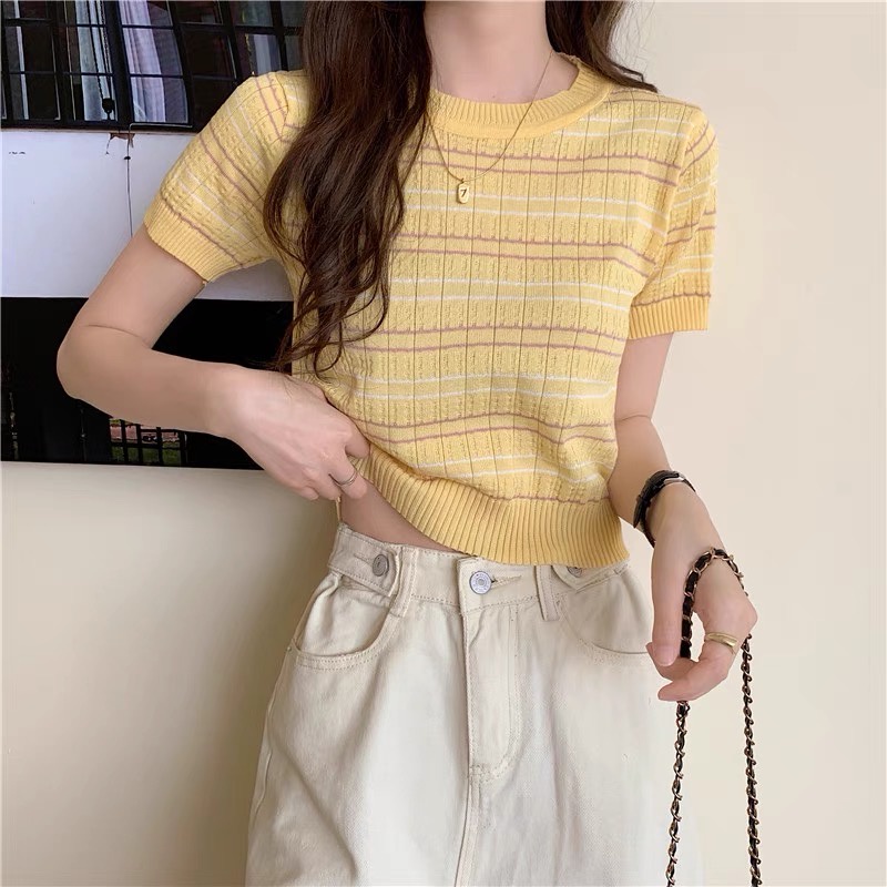 Áo thun dệt kim nữ - Áo croptop nữ kẻ ngang cổ tròn tay ngắn phối màu trẻ trung năng động