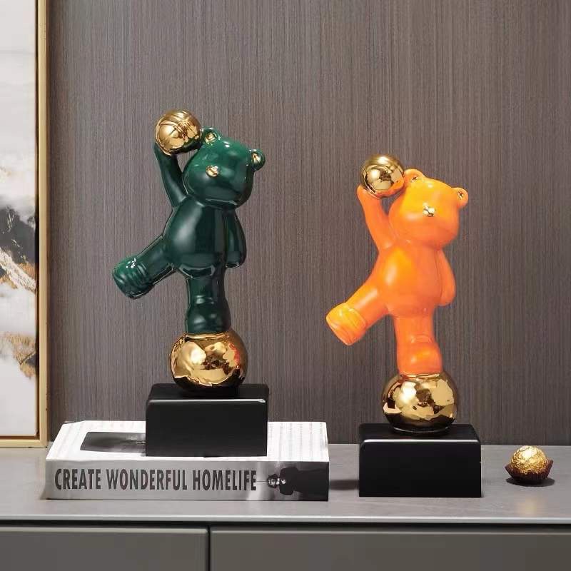 TƯỢNG GẤU CẦM BÓNG DECOR NHÀ CỬA LÀM QUÀ TẶNG