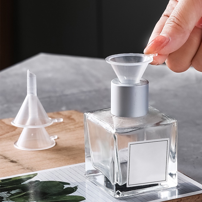 Phễu Nhựa Trong Suốt 3/5CM Miệng Nhỏ Dùng Đóng Gói Dầu/Nước Hoa Đa Năng Dùng Trong Phòng Thí Nghiệm