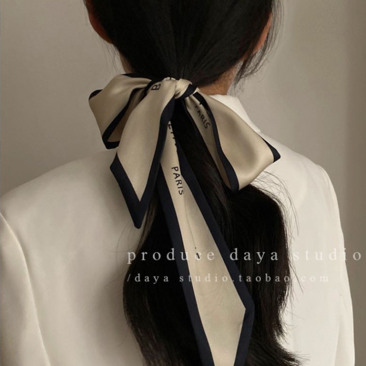 💛FREESHIP XTRA💛 Khăn choàng cổ kết hợp làm dây buộc tóc Họa Tiết chữ ROMAN phong cách Hàn Quốc DRB01