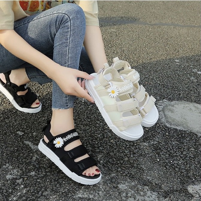 Sandal nữ 3 quai dán đế mềm siêu ôm chân cá tính hot2021 D137