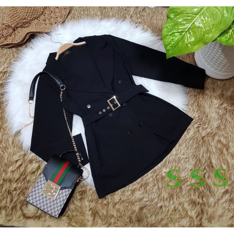 Áo khoác fom dai cổ vest phối nút kèm belt siêu sang