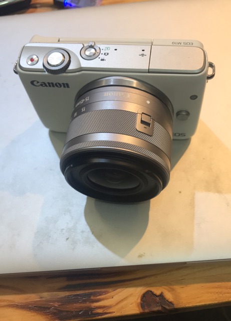 Canon m10 + kit 15-45