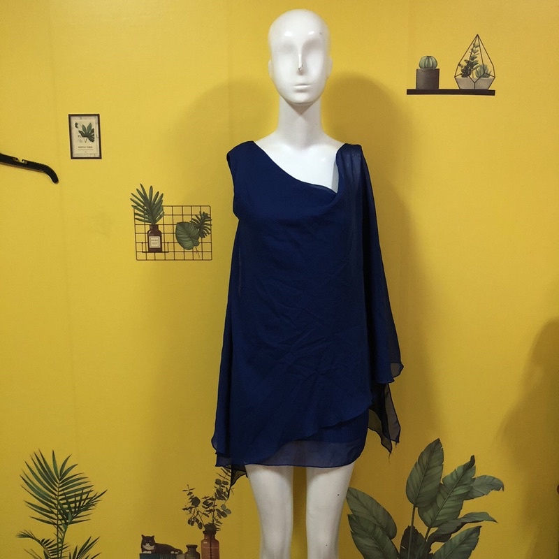 đầm suông ren mỏng xanh dương