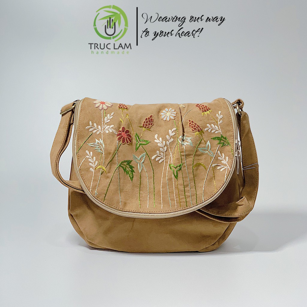 Túi Đeo Chéo Nắp Tròn Thêu Các Cành Hoa Vải Da Lộn (B) - Trúc Lâm Handmade
