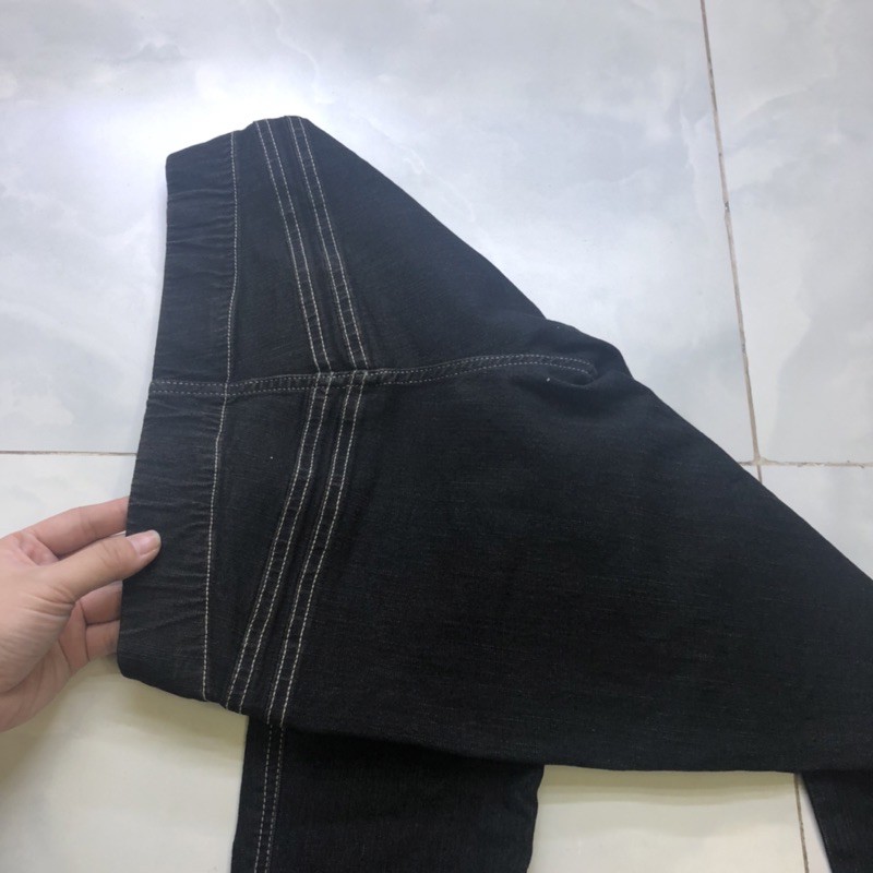 Quần Jeans Bé Gái Vanity Cắt Nhãn Đen Lưng Thun Viền Chỉ - Size 70 - 18