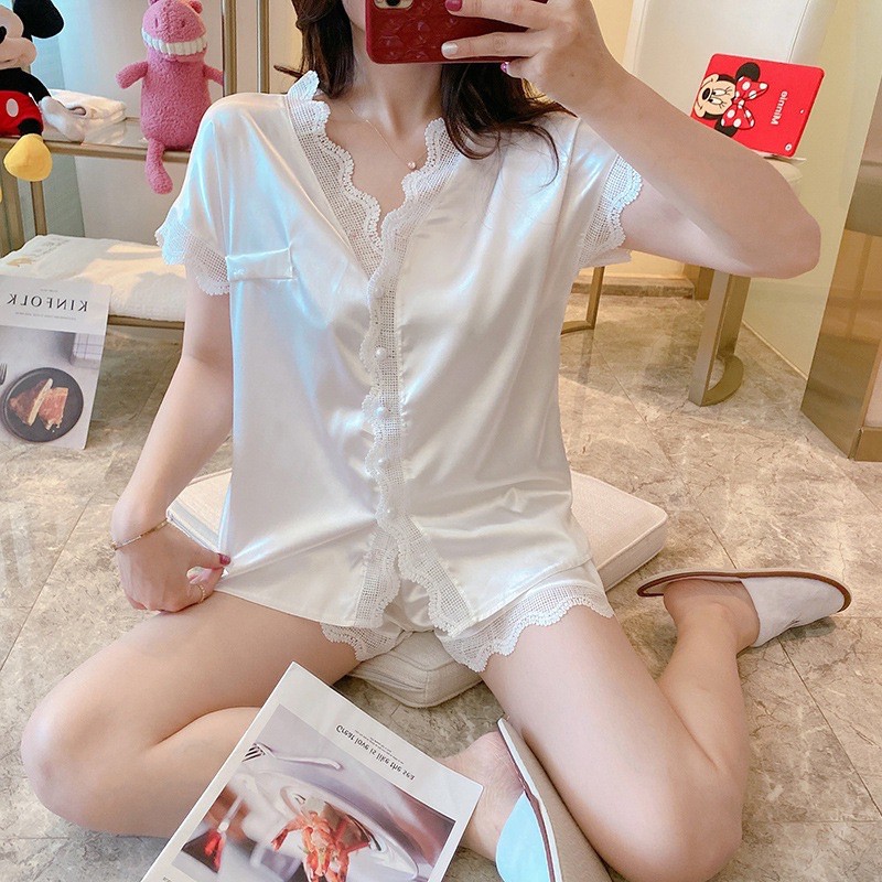 Bộ Pijama lụa Cao cấp⚡️FREESHIP⚡️ Đồ bộ mặc nhà lụa chất lượng cao- Đồ ngủ viền ren cúc ngọc mềm mịn, sẵn 4 màu