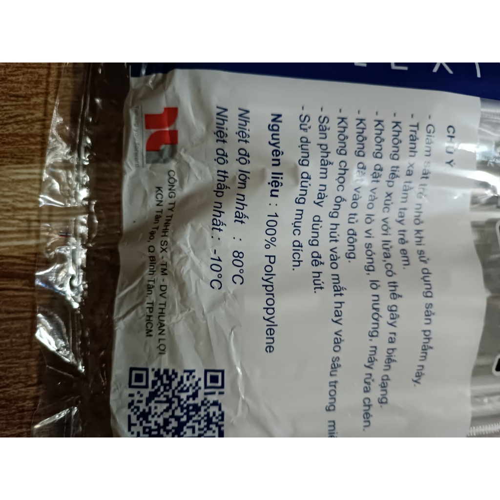 Ống hút cong  bọc nylong riêng từng cái