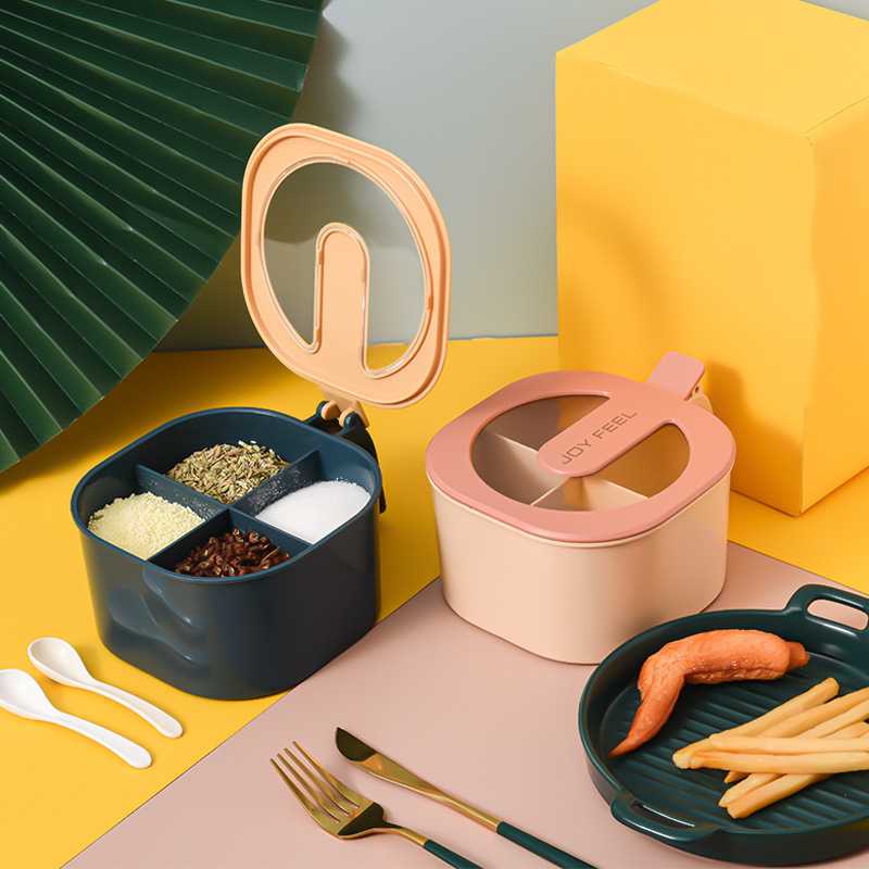 Hộp đựng gia vị 4 ngăn có tay cầm cao cấp kèm muỗng siêu tiện lợi