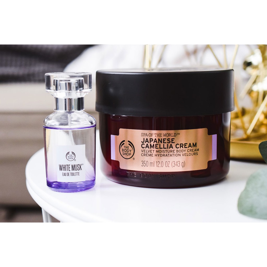 Dưỡng thể hoa trà Nhật Bản Japanese Camellia The Body Shop Spa of the World™