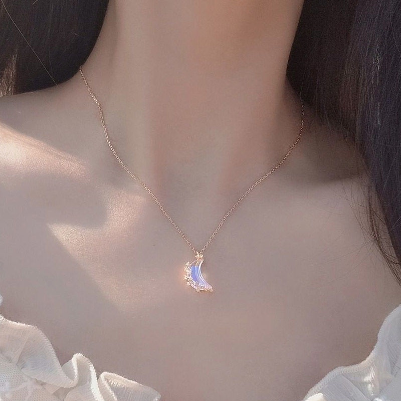 Vòng Cổ Choker Đính Đá Mặt Trăng / Cánh Thiên Thần Phát Sáng Lãng Mạn Thời Trang Hàn Quốc