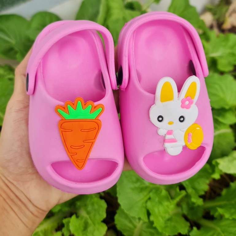 Dép bánh mì có quai sau cho bé gái hình thỏ củ cải dễ thương siêu nhẹ