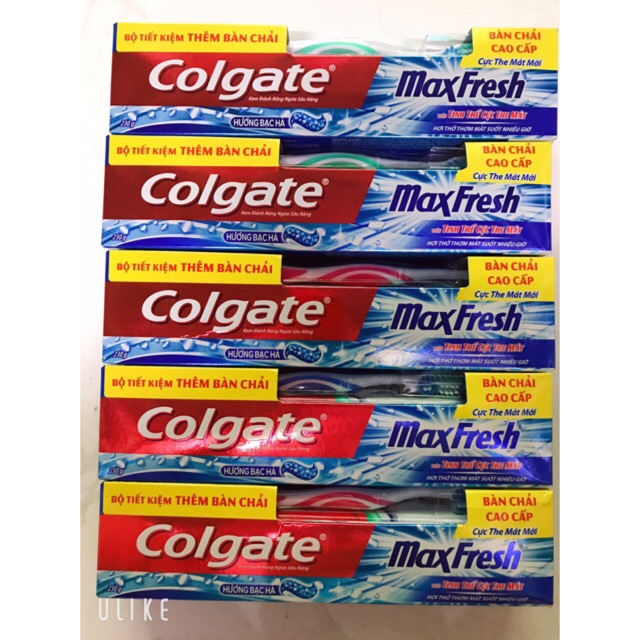 Bộ Kem đánh răng Colgate MaxFresh cực the mát 230g tặng bàn chải cao cấp