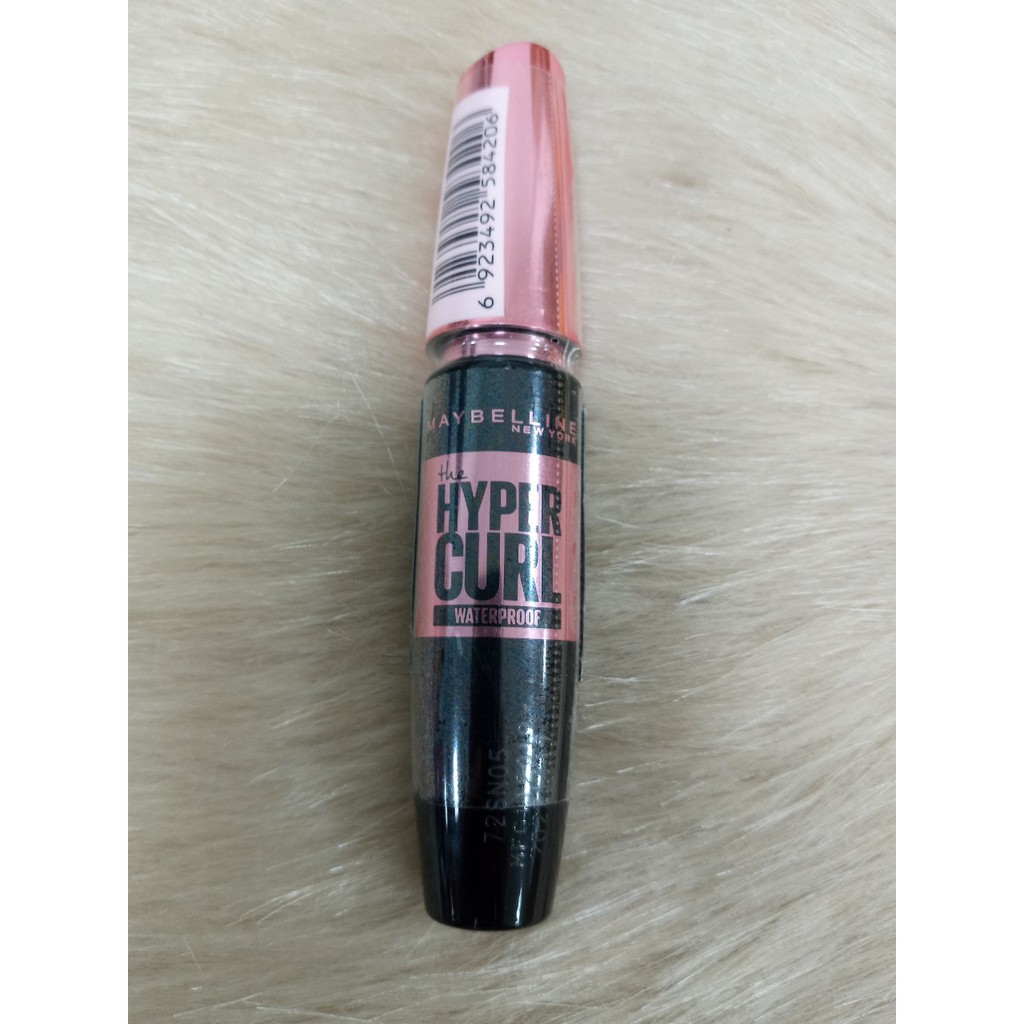 MASCARA LÀM DÀY MI &amp; DƯỠNG MI THE COLOSSAL cao cấp đen- vàng  Cung cấp độ ẩm, dưỡng mi dày khỏe, lâu trôi .