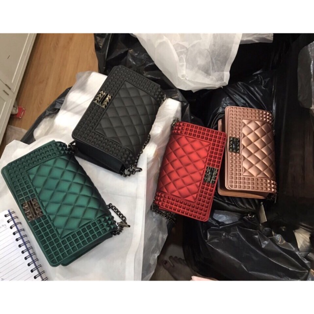 TÚI XÁCH NHỰA CN BOY