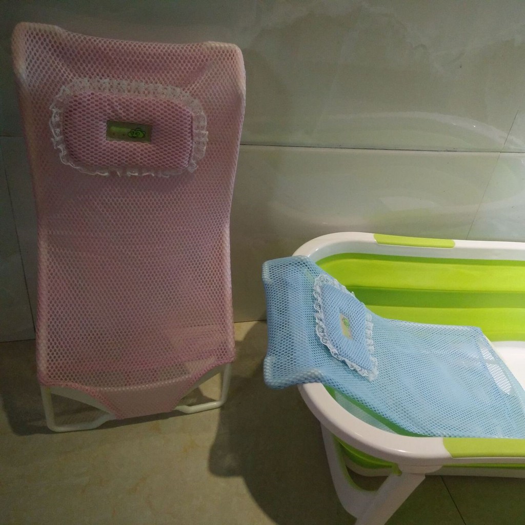 Giường lưới tắm kèm gối cao cấp dùng kê chậu tắm cho bé