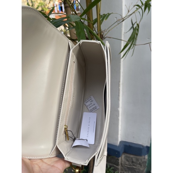 Túi móng ngựa ck