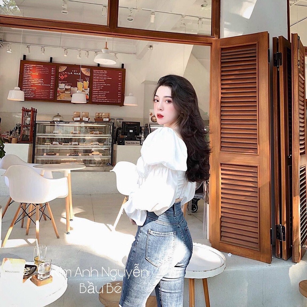 Áo croptop tay dài phồng cúp ngực trắng