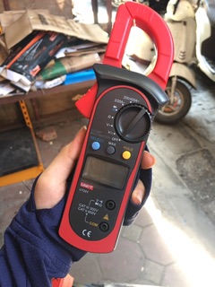 Ampe kìm UT201 hàng tốt