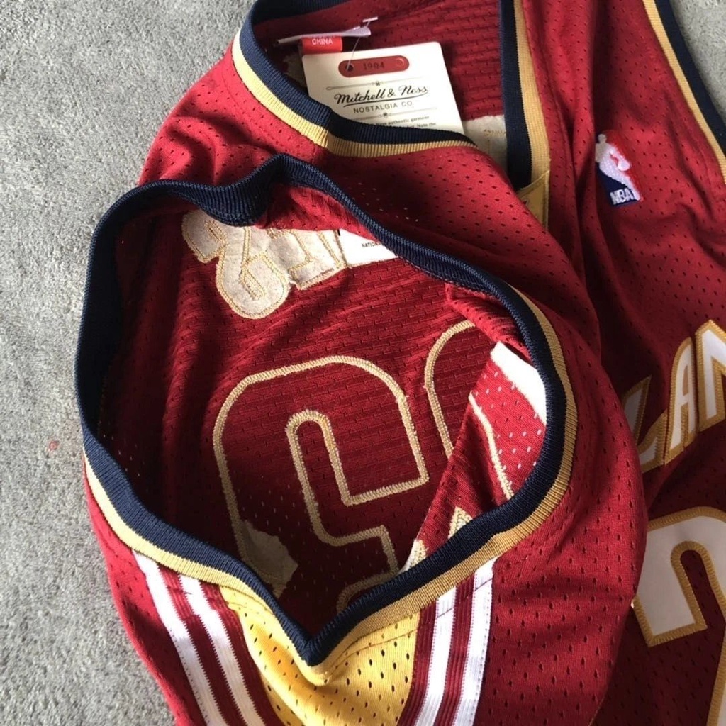 Các Hiệp sĩ không. Áo Đồng Phục Bóng Rổ Phối Lưới Thêu Họa Tiết 23 James Jersey Maroon Phong Cách Retro