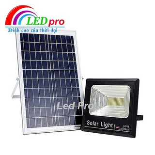 Đèn Led chiếu sáng năng lượng mặt trời 200W đen