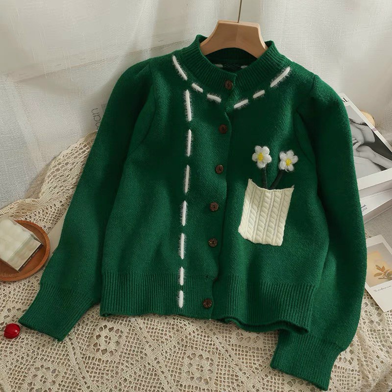 Áo len dài tay , khuy cài. Hàng QC