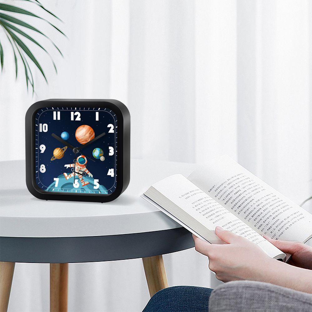 Đồng Hồ Báo Thức Họa Tiết Phi Hành Gia Hoạt Hình Dùng Pin Cho Trẻ Em|Phụ Kiện Trang Trí Nội Thất Xinh Xắn Chất Lượng