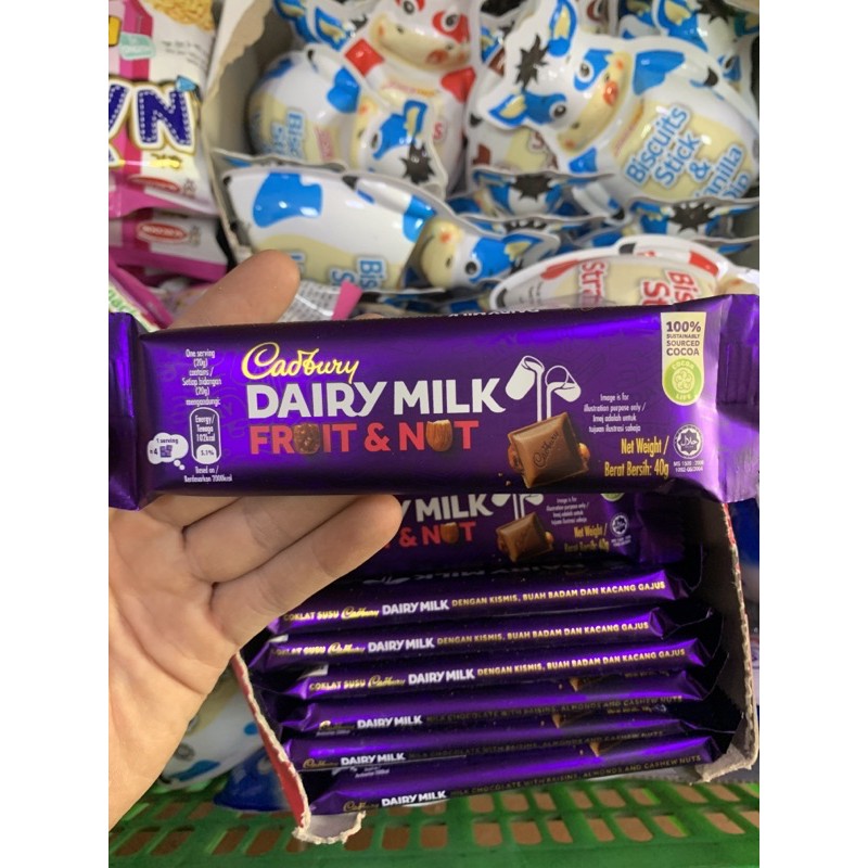 Kẹo Socola Cadbury Dairy Milk Trái Cây Và Hạt 40g