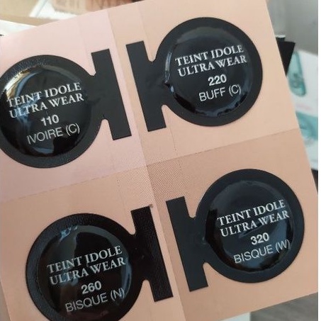 Bảng 4màu Nền Siêu Đẹp Lancôme Trong Idole Ultra Wear Sample
