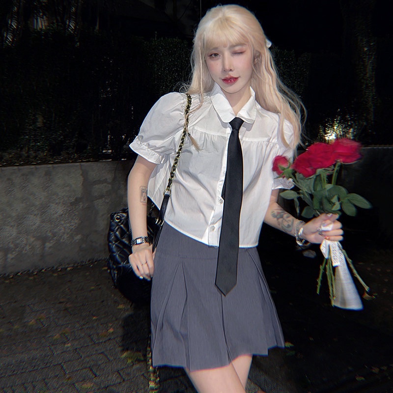 Áo trắng tiểu thư + cavat Taobao