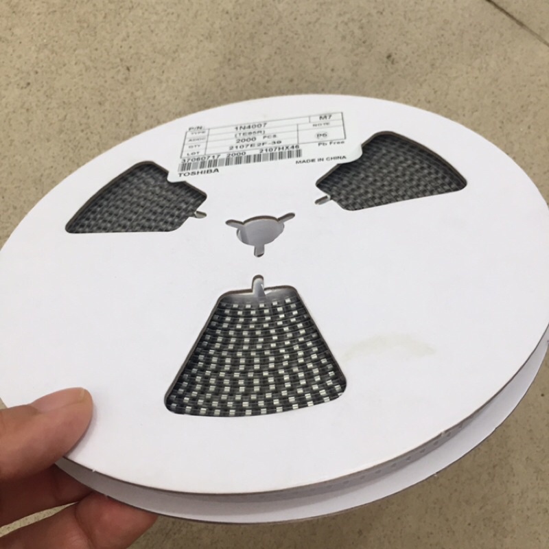DIOT xung 1N4007 dán (bán 2000 con giá sỉ)