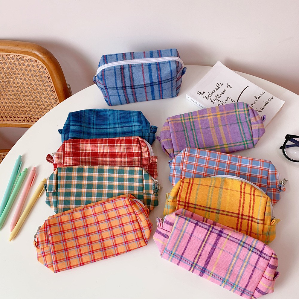 Hộp Bút Pouch Makeup Đựng Đồ Dùng Vải Caro Flannel