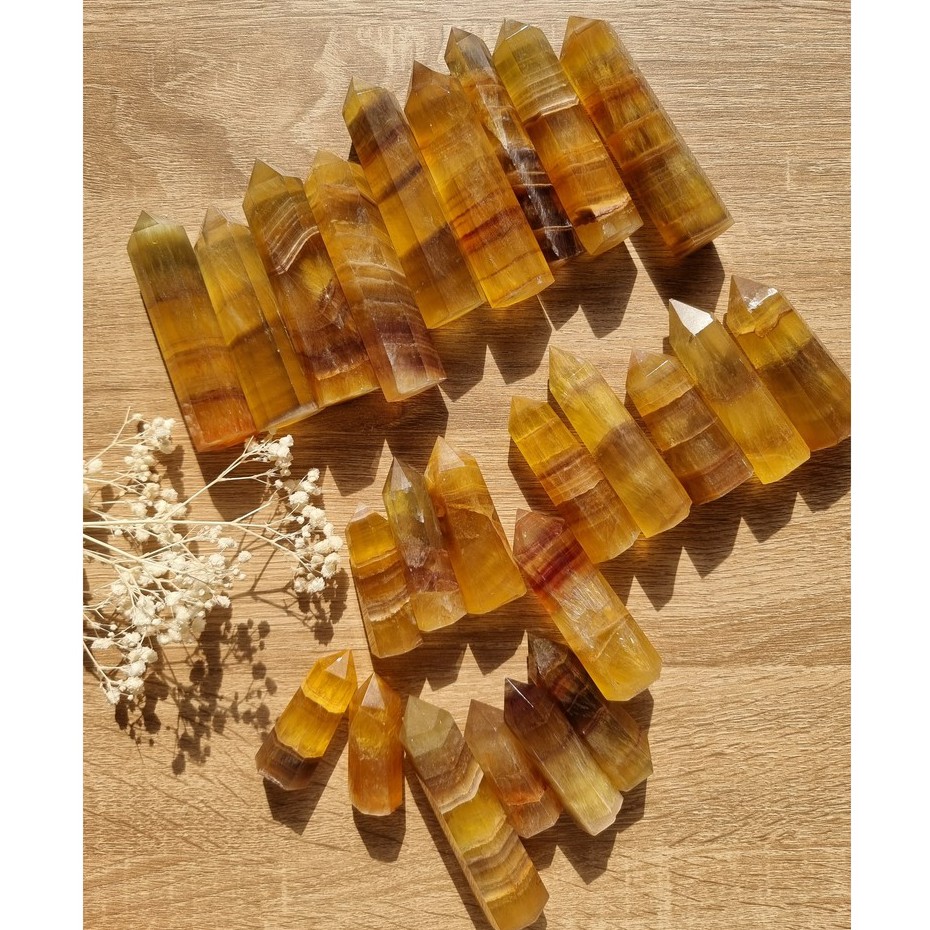 Trụ đá thanh tẩy Fluorite vàng (Yellow Fluorite), đá phong thủy dùng trong Tarot, reiki, thiền định