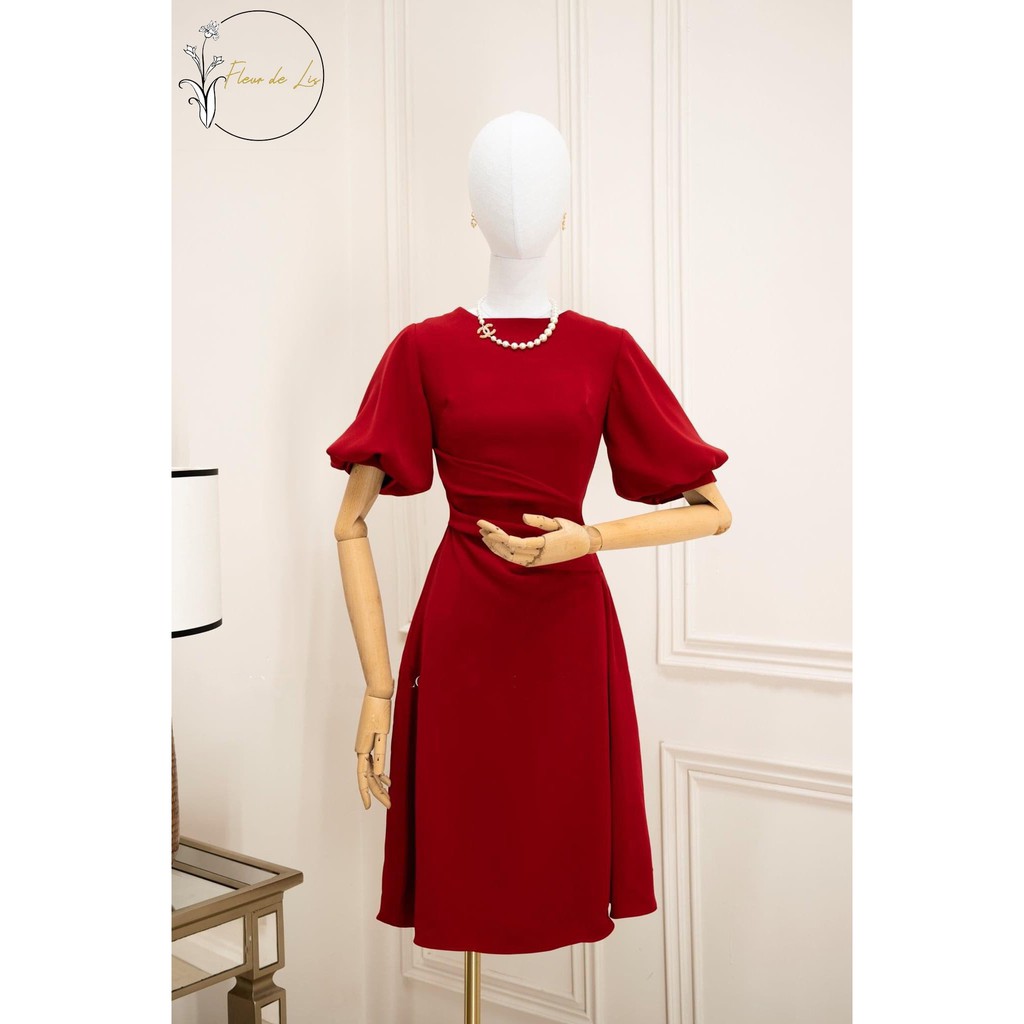 Váy đỏ tay chuông nhún eo