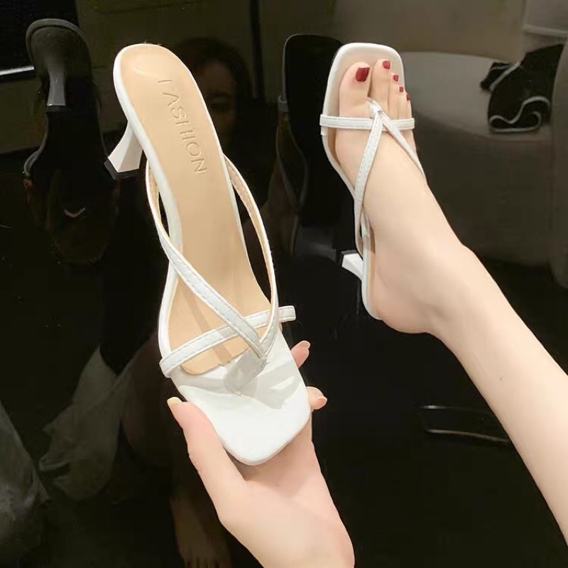 Guốc Nữ Quai Ôm Chân Gót Nhọn 5p Kẹp Ngón B16