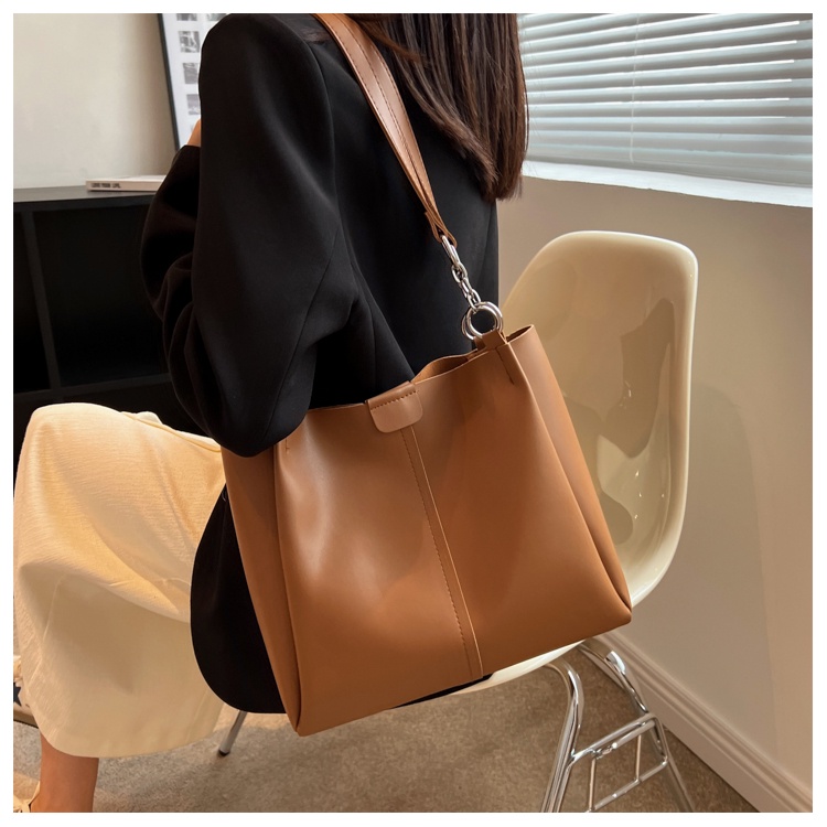 Túi Xách Đeo Vai Phong Cách Thời Trang Phương Tây Dành Cho Nữ