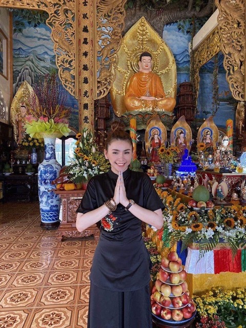 Bộ đi chùa quý phái