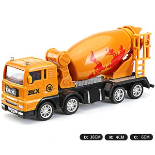Xe trộn bê tông công trình xây dựng cho bé