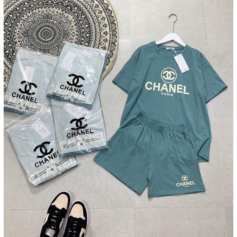 Bộ Chanel. | BigBuy360 - bigbuy360.vn