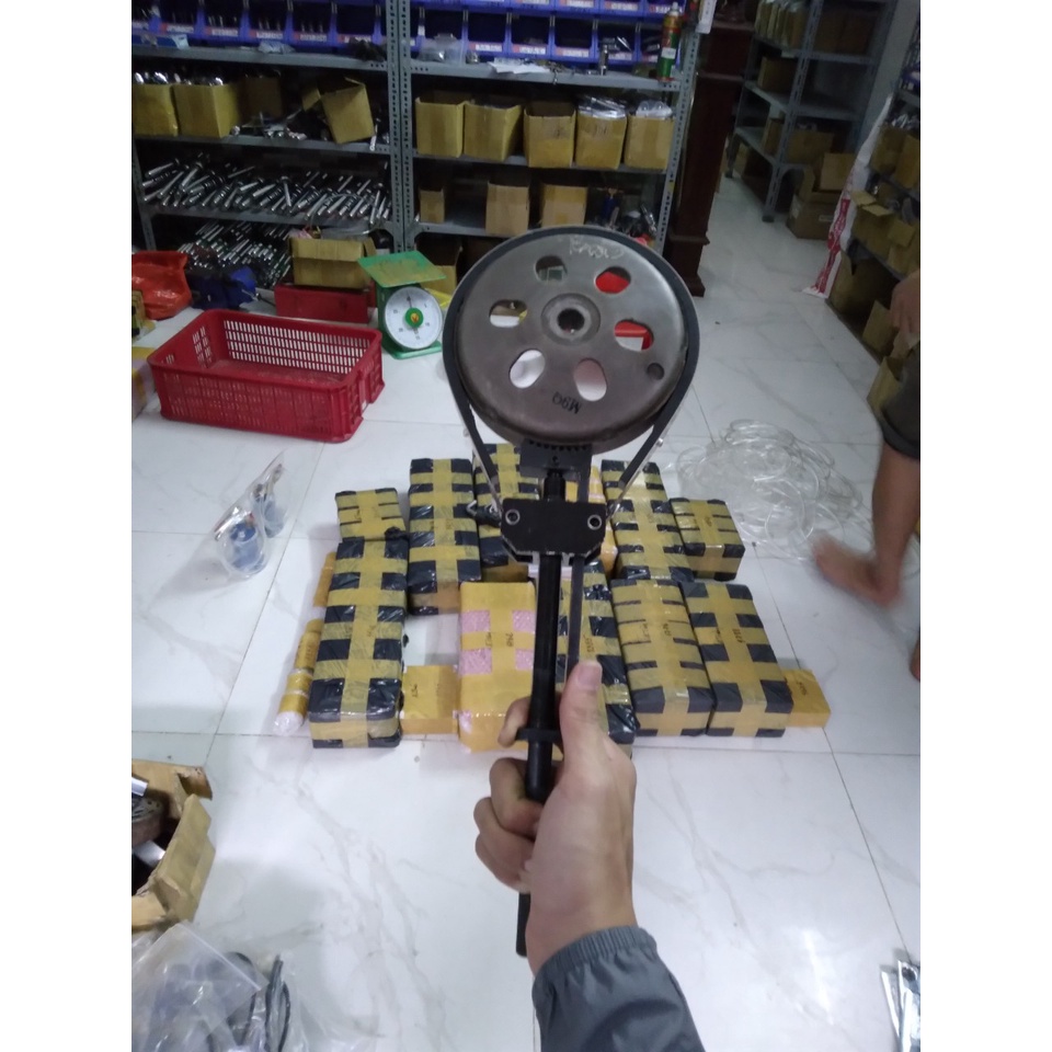 Cảo vam giữ vô lăng mâm lửa qua lăng walang chuông nồi ly hợp các dòng xe đa năng