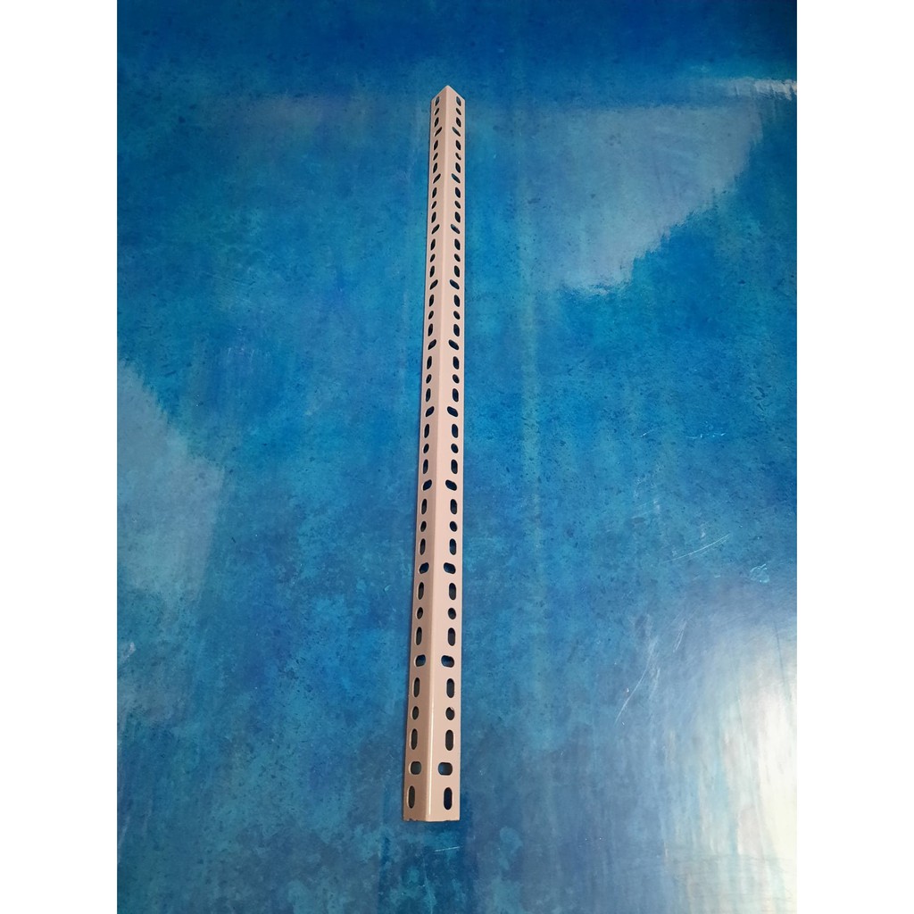 Sắt V lỗ V4x4cm  kích thước Dài 100cm