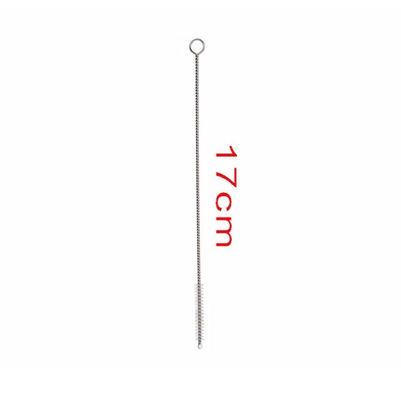 Dụng cụ hút mũi cho bé được làm từ silicon mềm mại, an toàn cho bé